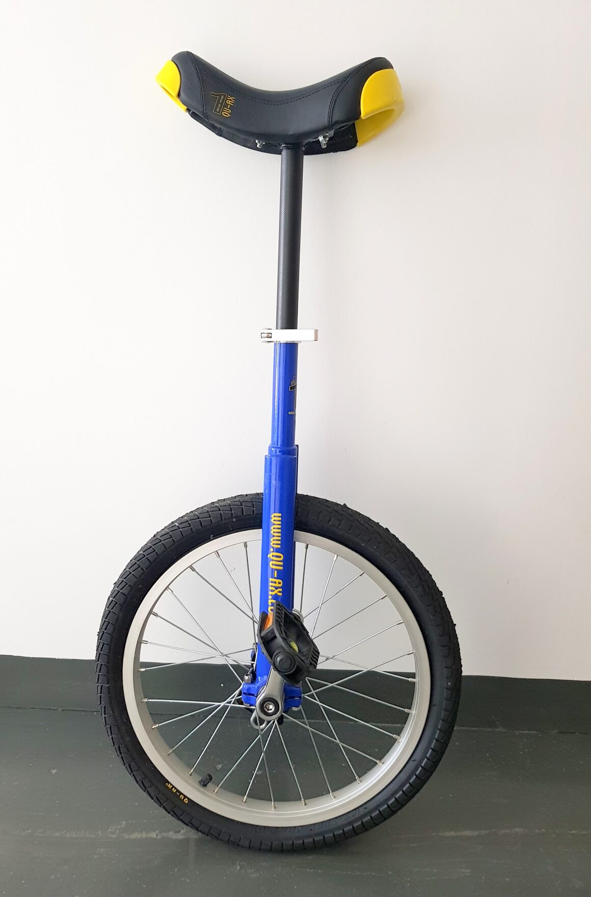 wypozyczalnia_27 monocykl