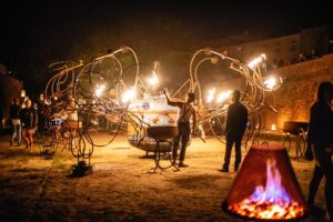 Instalacja ogniowa na zamku krzyżackim | Bella Skyway Festival 2018