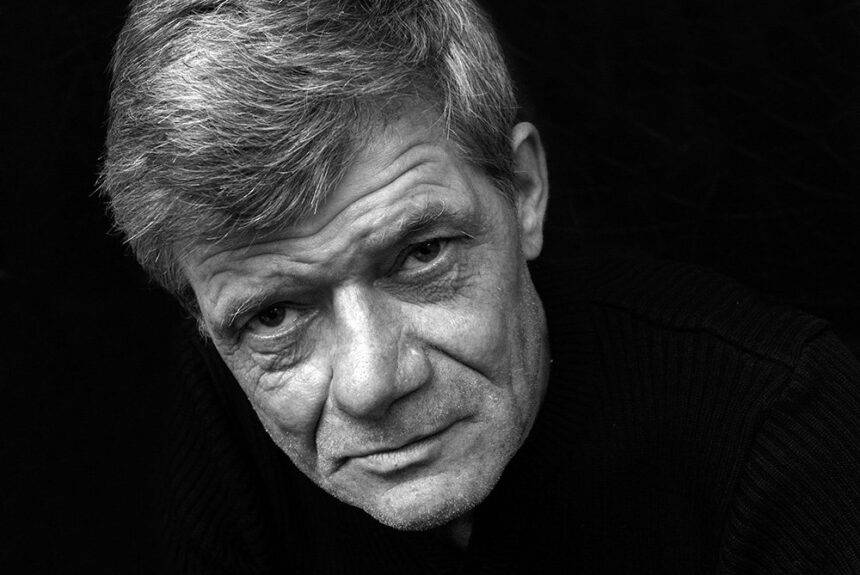 Na zdjęciu znajduje się Henryk Gołębiewski