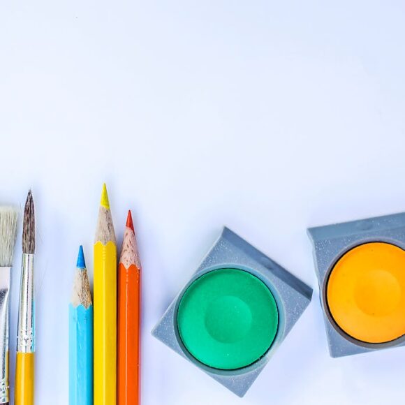 Ferie: Zimowe miasto – kolaż i farba (6-9 lat)