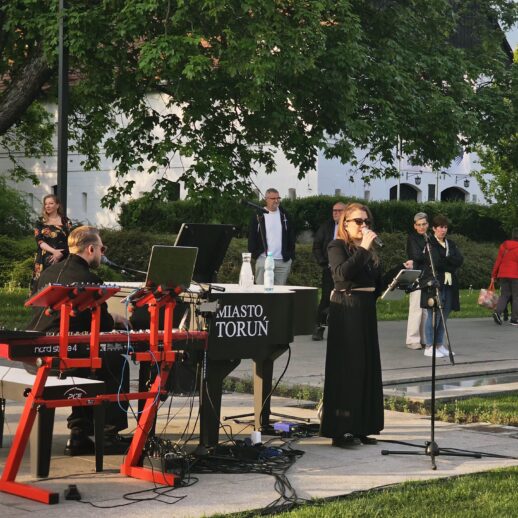Inauguracyjny koncert plenerowy StreetPiano za nami!